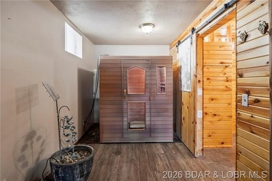 36X46 Man Cave has an office/workshop/Crafts area with a window - photo 29