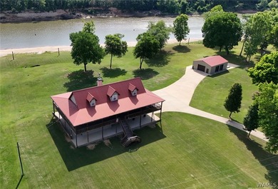 (private lake, pond, coastal) Home For Sale in Fosters Alabama