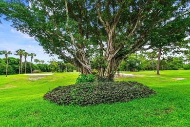 Spacious 2BR/2BA ground-floor partially furnished unit with - photo 28