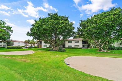 Spacious 2BR/2BA ground-floor partially furnished unit with - photo 32