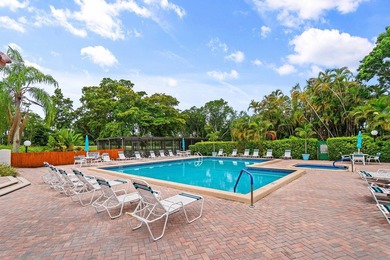 Spacious 2BR/2BA ground-floor partially furnished unit with - photo 33
