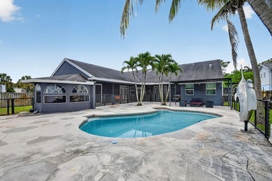 Beautiful SFM, 5/2.5/2 on a half acre land, with no HOA! Enjoy - photo 42