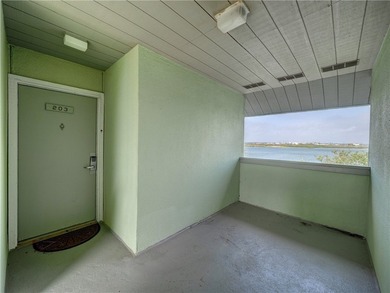 Positioned on the second floor, this waterfront retreat captures - photo 3
