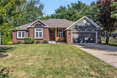 Lake Home For Sale in Weatherby Lake, Missouri