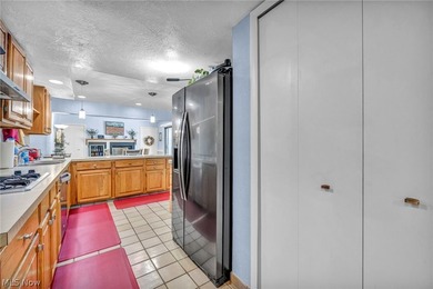 Experience the unique lifestyle of Walden in this spacious 4 - photo 13