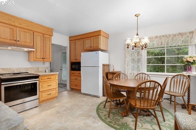 Charming country property located in the highly desirable - photo 14