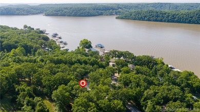 This well built 2020 home showcases quality craftsmanship and - photo 33