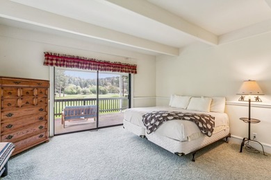 Welcome to an exceptional golf course frontage home set along - photo 38