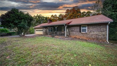 Lake Lanier Home For Sale in Gainesville Georgia