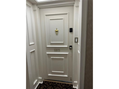 Lake Condo For Sale in Dallas, Texas