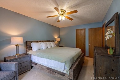 Welcome to lake living at its best! This must-see 3-bedroom - photo 38
