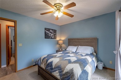 Welcome to lake living at its best! This must-see 3-bedroom - photo 42