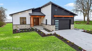 Welcome to this custom-built luxury lakeside ranch offering 3 - photo 32
