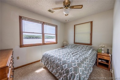 Charming Lakefront Haven at the 52 MM - A Lifetime of Memories - photo 14