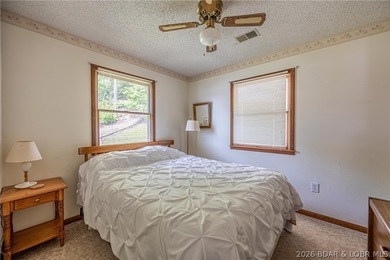 Charming Lakefront Haven at the 52 MM - A Lifetime of Memories - photo 16