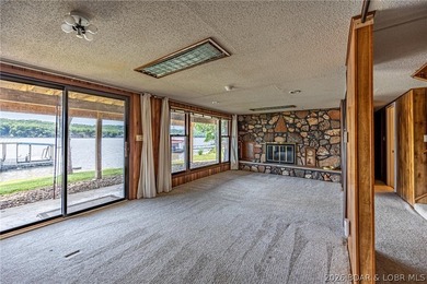 Charming Lakefront Haven at the 52 MM - A Lifetime of Memories - photo 18