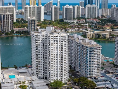 Little Maule Lake Condo For Sale in Aventura Florida
