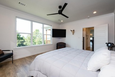 Stunning property on almost 1 acre with views of the Arkansas - photo 24