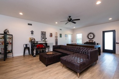 Stunning property on almost 1 acre with views of the Arkansas - photo 39