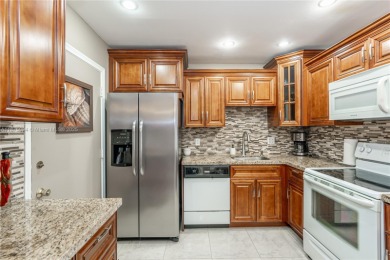 Lake Condo For Sale in Lauderhill, Florida