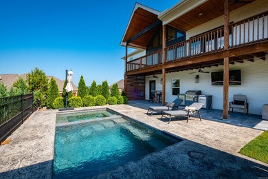 Stunning property on almost 1 acre with views of the Arkansas - photo 47