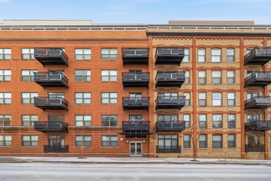 Lake Michigan - Cook County Condo For Sale in Chicago Illinois