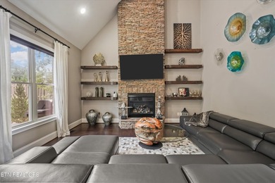 This property features an open floor plan with hardwood flooring - photo 14