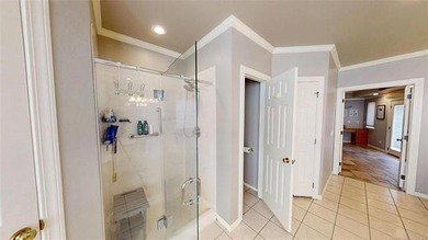 Welcome home to this exceptional family estate offering - photo 19