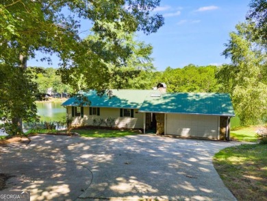 Lake Home For Sale in Villa Rica, Georgia