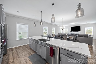 Welcome to easy living in Edgewater, one of Lancaster's most - photo 6