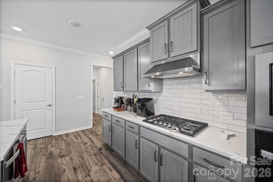 Welcome to easy living in Edgewater, one of Lancaster's most - photo 8