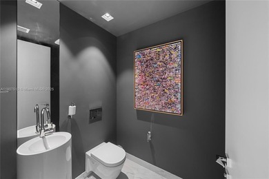 LOWER PENTHOUSE AT ONE THOUSAND MUSEUM BOASTS PANORAMIC VISTAS