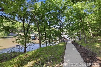 Tucked into the trees on over 8 acres at the 47MM in cove, this - photo 40