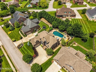 This property features an open floor plan with hardwood flooring - photo 50