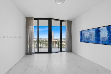 LOWER PENTHOUSE AT ONE THOUSAND MUSEUM BOASTS PANORAMIC VISTAS