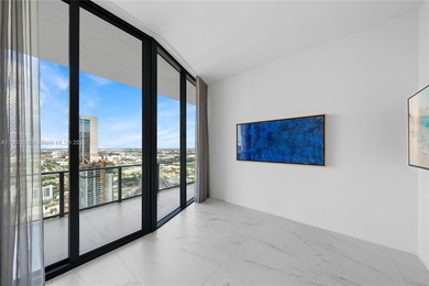 LOWER PENTHOUSE AT ONE THOUSAND MUSEUM BOASTS PANORAMIC VISTAS