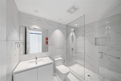 LOWER PENTHOUSE AT ONE THOUSAND MUSEUM BOASTS PANORAMIC VISTAS