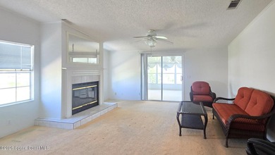 Enjoy relaxed waterfront living in this 2-bedroom, 2-bath - photo 3