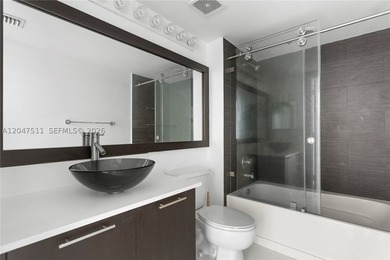 Beautiful waterfront residence at The Mark on Brickell offering - photo 12