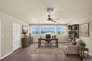 MOTIVATED SELLER. Charming Canyon Lake Retreat with Panoramic - photo 18