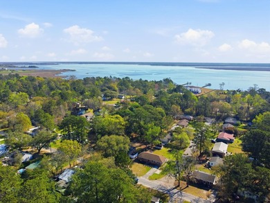 Charming 4-bedroom home situated on a spacious corner lot shaded - photo 42