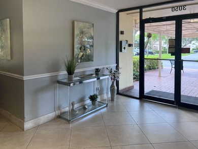 Exceptional value!! Bright, spacious Apt w/open layout, fresh - photo 17
