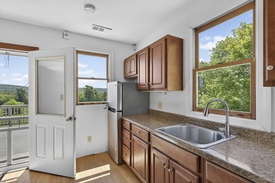Set amid the rolling countryside of Appleton, this remarkable - photo 19