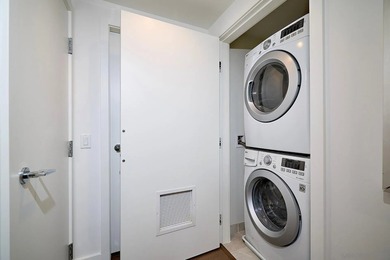 Welcome to one of the best addresses in Downtown San Diego! This - photo 19