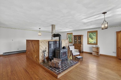 Set amid the rolling countryside of Appleton, this remarkable - photo 23