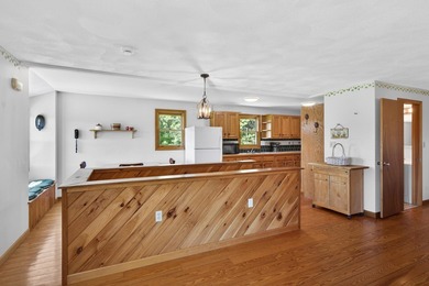 Set amid the rolling countryside of Appleton, this remarkable - photo 25
