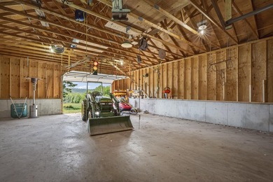 Set amid the rolling countryside of Appleton, this remarkable - photo 36