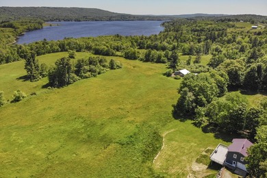 Set amid the rolling countryside of Appleton, this remarkable - photo 44