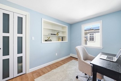 Welcome to this meticulously renovated four-bedroom Colonial - photo 20