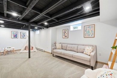 Welcome to this meticulously renovated four-bedroom Colonial - photo 25